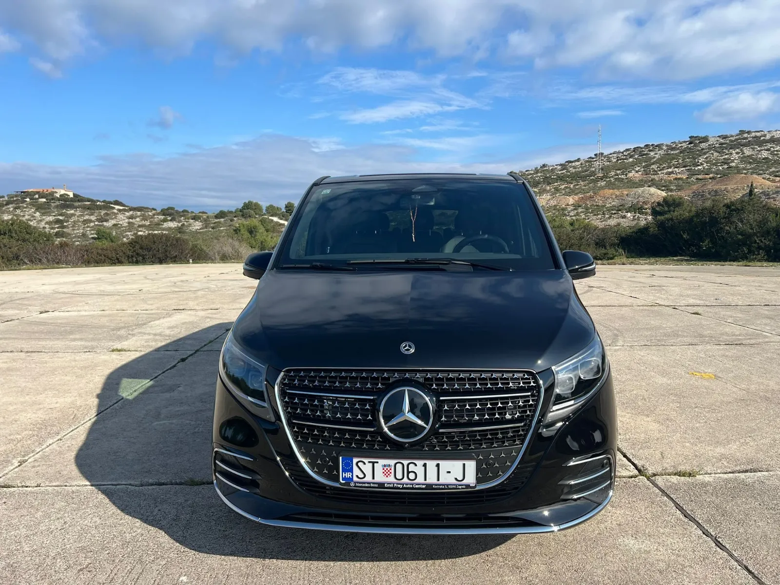 Private Mercedes V class transfer, Hvar
